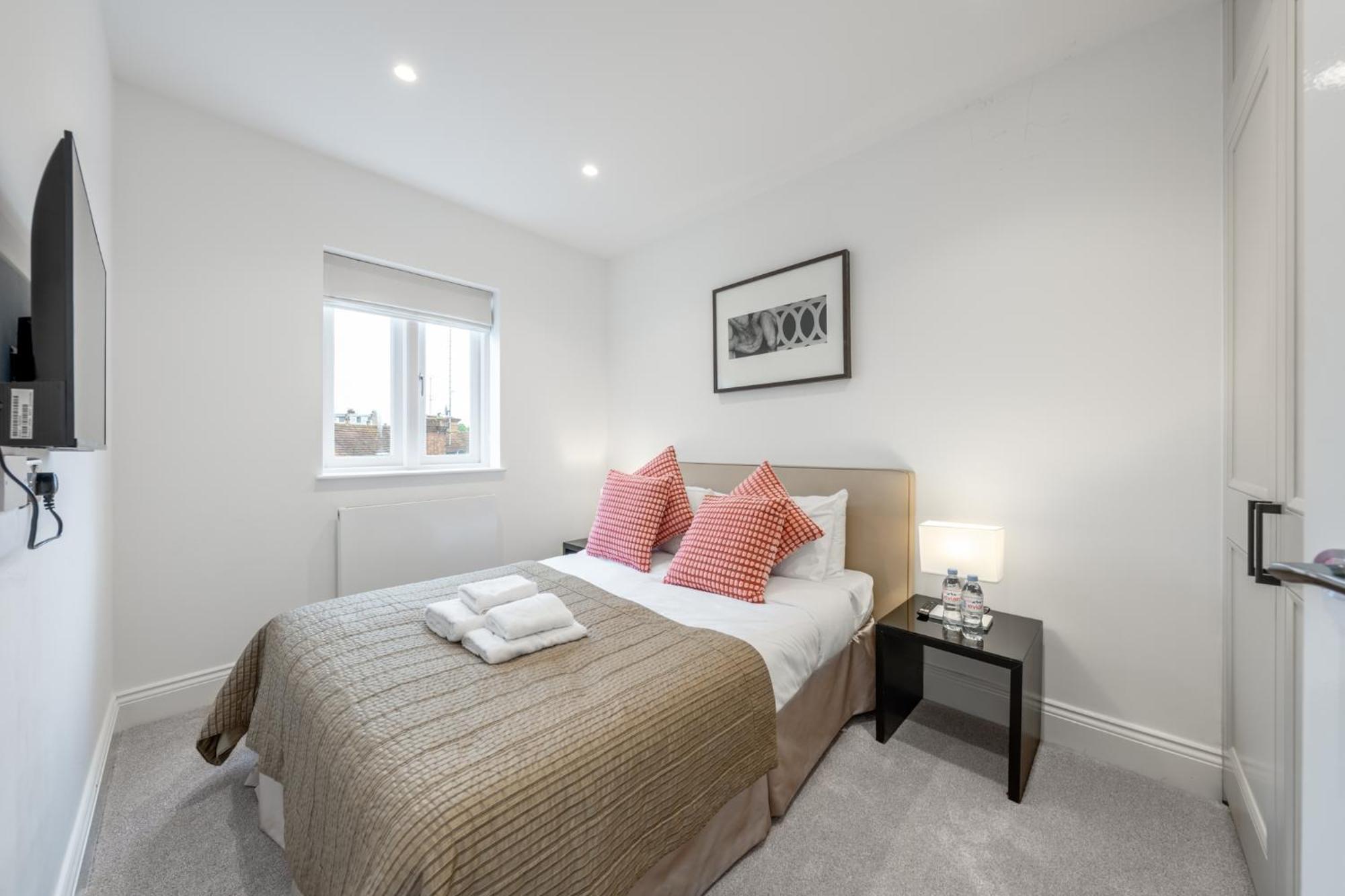 Care London- Elegant & Central, Sloane Avenue, Chelsea Londen